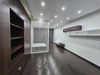 Bán nhà thạch bàn 50m 5 tầng mt4.4m lô góc, oto giá 12.7 tỷ 3