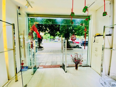 Cho thuê mặt bằng 34m2, tầng 1,mặt tiền số 71 nguyễn văn huyên tiện kinh doanh buôn bán 2