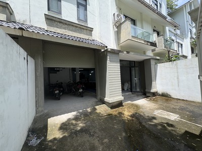 Cho thuê liền kề C21   160m2 Geleximco khu C cách Aeonmall Hadong 500m2 1