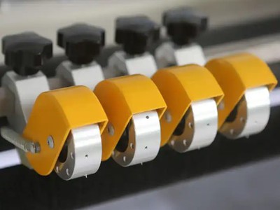 Địa chỉ mua máy bọc màng co hộp mỹ phẩm tự động uy tín 1