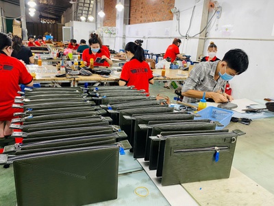 Xưởng Làm Quà Tặng Sự Kiện Theo Yêu Cầu   Chất Liệu Da Thật 100 Tại TP.HCM 0