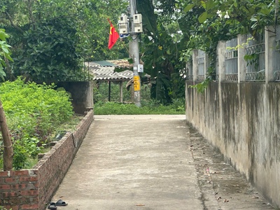 Bán lô đất tại thôn chương lộc - xã chương dương giáp đường 32m nối lên cầu mễ sở sắp khởi công 1