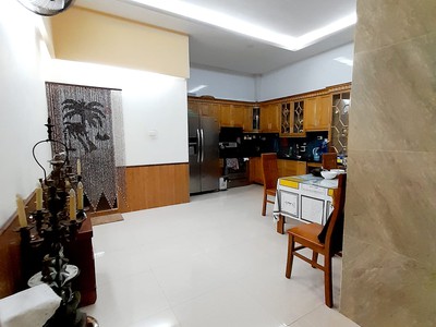Bán nhà thanh xuân, dt70m2 mặt tiền rộng, gần oto ngõ thông, 2 thoáng nhỉnh 12 tỷ 3