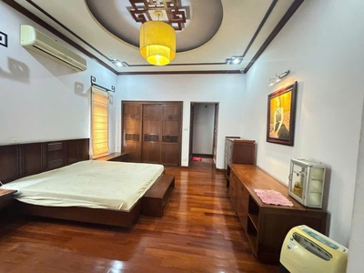 Bán nhà mặt phố bà triệu   74m  x 6 tầng   lô góc   thu nhập 100tr/tháng   chỉ 68 tỷ 3