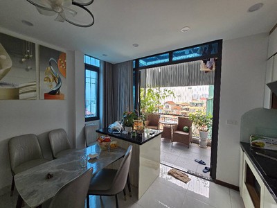 Nhà mỹ đình dân xây 35m2, 5 tầng, chào 6,5  tỷ có thương lượng 4