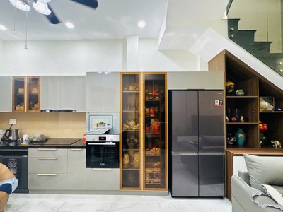 Mặt tiền kinh doanh quận 1 - 63m2  4x15  3 tầng   nhà mới, nội thất cao cấp   18.5 tỷ 3