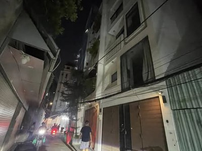 Vip dương quảng hàm 5 tầng gara ô tô tới nhà tphcm 0