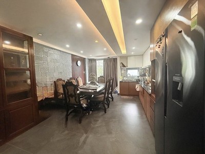 Vip dương quảng hàm 5 tầng gara ô tô tới nhà tphcm 3