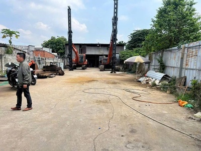 Bán gấp đất mt đông thạnh 8-1   1.919m2  đã có 1.000m2 thổ cư    chỉ 20tr/m2 1