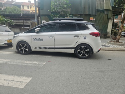 Em cần bán Kia rondo máy dầu 2016 2