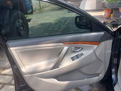 Chính chủ bán Toyota Camry 2.4G đời 2010   Giá 315 triệu  có thương lượng 7