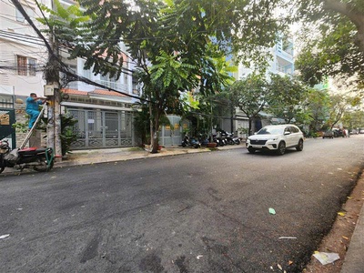 Nhà phố 3 tầng đường 77 tân quy, 48.3m , giá chỉ 6.5 tỷ   full nội thất 1