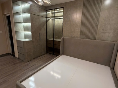 Bán gấp căn 3 ngủ 80m2 toà HTT 89 Phùng Hưng. Full nội thất. giá chỉ 4.7x tỷ 2