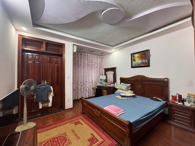 BÁN NHÀ 4 TẦNG ĐỘC LẬP   Đường Cát bi Ngõ Ôtô 5
