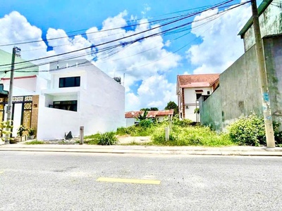 Bán lô đất 100m2 - sát quốc lộ 1A - 1 tỷ 1 - SHR 0