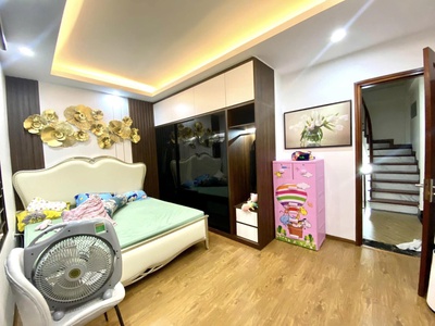 Bán nhà mặt phố Giáp Nhất, 33m2 x 6 tầng, 12.5 tỷ 3