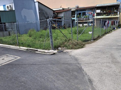 Đất hxt 200m2, lô góc   an phú đông 9 q12 0