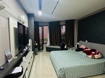 Cho thuê mbkd 168 nguyễn xiển thanh xuân  50m2 x 3 tầng  thang máy, thông sàn 1