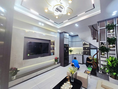 Bán nhà dương văn bé 23/26m2. 4 tầng. mặt tiền 3.8m. giá 5.9 tỷ hai bà trưng hà nội 0