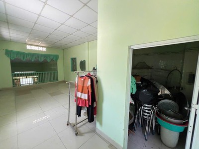 Nhà 1 xẹt nguyễn xiển, 107m2 giá 4.5 tỷ, ô tô đỗ cửa 2
