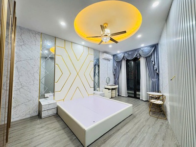Nhà như cung điện   trường chinh, thanh xuân   diện tích 50m  x 5 tầng sang trọng  cách mặt 3