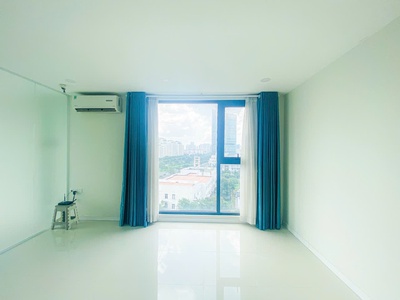 Căn hộ officetel  lavida plus quận 7: 53m2, 1pn, tầng đẹp, view quận 1 nhộn nhịp, giá hời chỉ 3.6 1