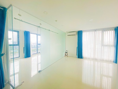 Căn hộ officetel  lavida plus quận 7: 53m2, 1pn, tầng đẹp, view quận 1 nhộn nhịp, giá hời chỉ 3.6 3