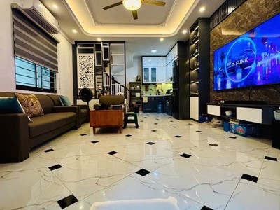 Nhà cầu mai động- ko khuyết điểm- lô góc- 40m2- 5t- 8.66 tỷ  ctl  - ngõ to rộng- thoáng 0