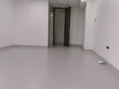 Với 25 tỷ sở hữu nhà mặt phố Phạm Văn Đồng 50m2x6t kinh doanh 2