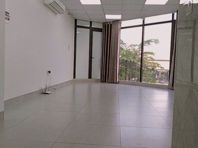 Với 25 tỷ sở hữu nhà mặt phố Phạm Văn Đồng 50m2x6t kinh doanh 5