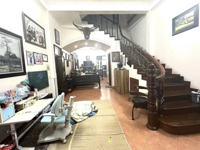 Bán nhà hoa hậu phân lô   đặng thùy trâm   cầu giấy 2