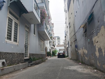 Bán gấp nhà, hxh,  đường số 12 bình hưng hòa bình tân, 61m2, 2 tầng, nhỉnh  5tỷ, sổ hồng riêng. 0