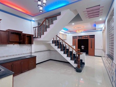 Nhà 2 tầng   hẻm ô tô   ngay phước bình   kế bên global city   73m  chỉ 4,7 tỷ 2