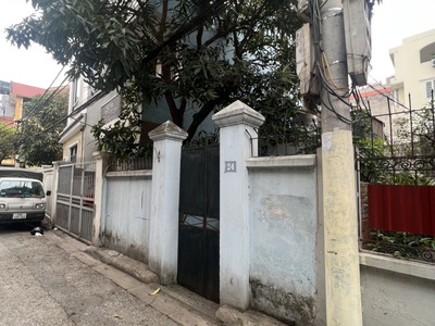 Thạch bàn,long biên 17tỷ 150m lô góc,ô tô đỗ cửa,ngõ thông,kinh doanh,xây ở 2