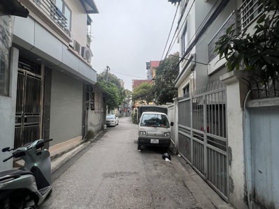 Thạch bàn,long biên 17tỷ 150m lô góc,ô tô đỗ cửa,ngõ thông,kinh doanh,xây ở 3