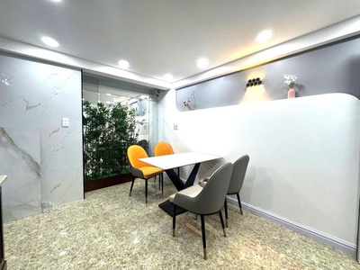 Khu vip 3/2 q10   hẻm lý thường kiệt   4 tầng   55m . giảm còn nhĩnh 8 4
