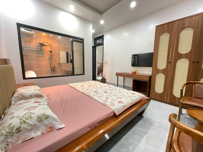Cho thuê biệt thự Văn Cao, DT: 100m2, 6 p.ngủ khép kín. 6