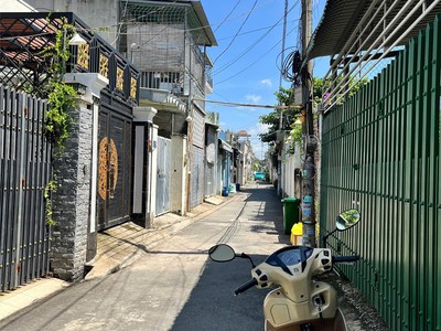 Nhà c4 110m2 1 xẹt nguyễn xiển, long thạnh mỹ, giá 4.x tỷ 1