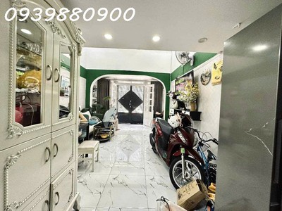 Mua đất tặng nhà 4 tầng - 6,9tỷ tl. 0