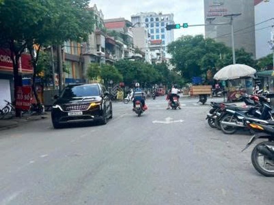 Cực hiếm  mặt tiền 5,5m ngô thì nhậm- hà đông. 60m2, giá chỉ 17,2 tỷ, phân lô vỉa hè, kinh doanh. 0