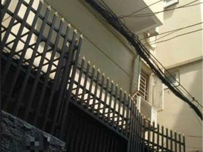 Nhà mt hòa hưng quận 10, 3 mặt thoáng chỉ nhỉnh 200tr/m2 quá tốt 1