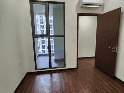 Chính chủ bán cụm toà: m1 loại căn: 2 ng 2vs diện tích:61.5m2  hướng: tây bắc view thoáng đẹp 1
