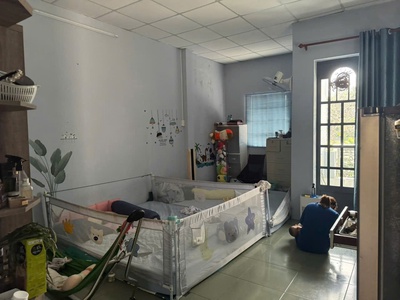 Nhà đẹp 2 tầng 4,3 x 18m   hẻm  xe tải - đông hưng thuận  q12 hsr gần tân bình 3