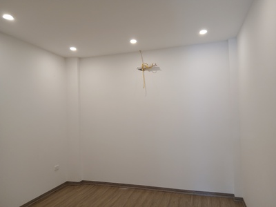 BÁN NHÀ mới xây Ngọc Lâm 55 m    6 tầng thang máy. Giá 11,5 tỷ 9