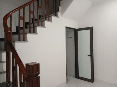 BÁN NHÀ mới xây Ngọc Lâm 55 m    6 tầng thang máy. Giá 11,5 tỷ 6