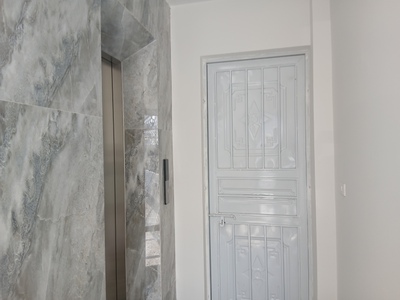 BÁN NHÀ mới xây Ngọc Lâm 55 m    6 tầng thang máy. Giá 11,5 tỷ 8