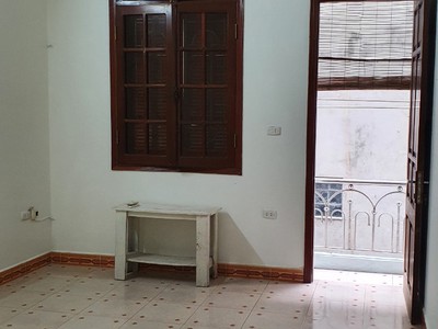 Cho thuê nhà Văn Quán 60m2, 3 tầng, 11.5tr ô tô lùi tận cửa 1