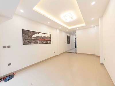Cần bán căn góc 62,3m2 nhà 5 tầng Phúc Đồng. Đường thông ô tô, phù hợp ở kết hợp kinh doanh. 5