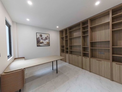 Cần bán căn góc 62,3m2 nhà 5 tầng Phúc Đồng. Đường thông ô tô, phù hợp ở kết hợp kinh doanh. 10