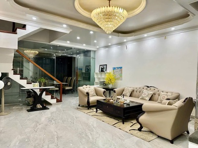 C.H.O T.H.U.Ê căn Liền Kề tại Vinhomes Marina Cực Đẹp 1